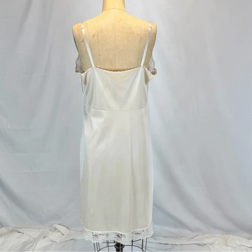 VINTAGE silky nylon lace full dress slip‎ midi chemise lingerie layer beige 70s